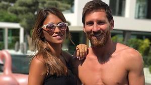 Antonela y Leo Messi.