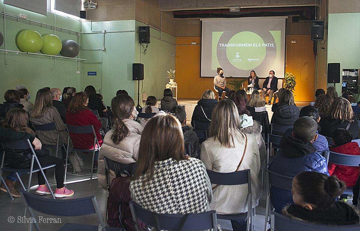 L’Ajuntament de Parets presenta el projecte ‘Transformem els patis’