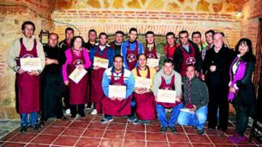 El concurso de cortadores de jamón se celebra mañana