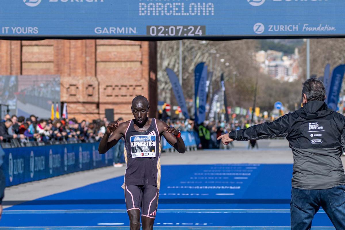 Has participado en la Marató de Barcelona 2024? ¡Búscate en las fotos¡