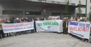 Ventanielles se echa a la calle para exigir más médicos en el ambulatorio del barrio