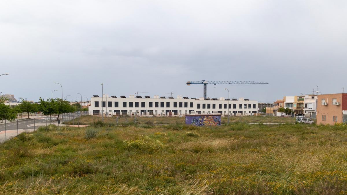 Vivienda admite que aún no ha cerrado cómo adjudicará los pisos protegidos de alquiler de Rabasa