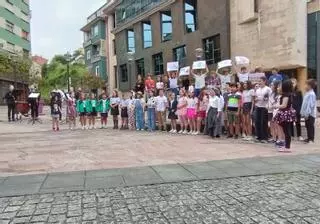 La música toma la calle en Sama: los alumnos de Conservatorio del Nalón despiden el curso con conciertos al aire libre