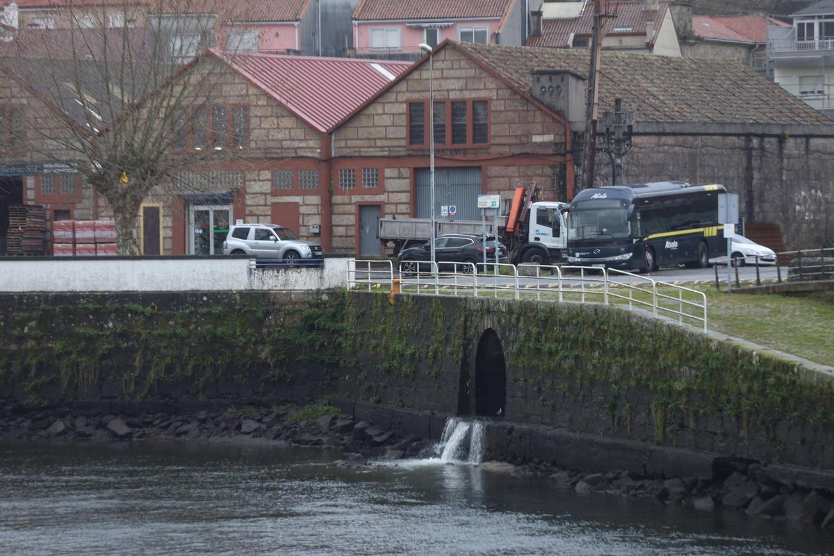 Una de las zonas afectadas por los vertidos al Ulla.
