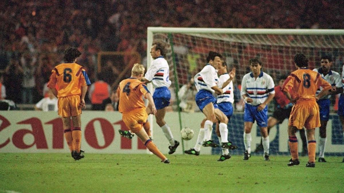 El gol de Koeman según la icónica foto de Jordi Cotrina en Wembley 92.