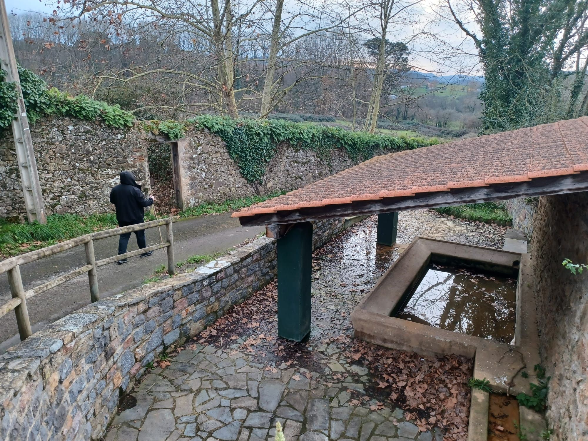 La Fuente Caguernia, la curiosa historia del rincón de Llanera donde Franco ataba a su caballo