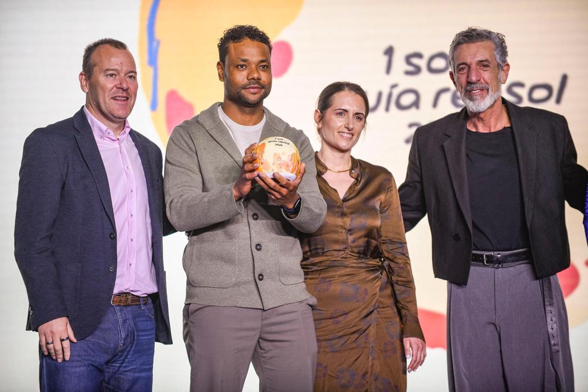 En imágenes | El Portal de Albarracín, el restaurante con Sol Repsol que tiene solo seis mesas y un precio muy asequible: "Intentamos hacer una cocina que emocione a través de los platos"