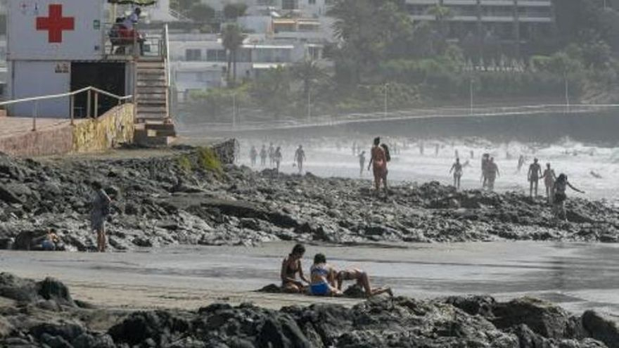 Gran Canaria almost full in summer, but it falls 3% and Tenerife rises 8%