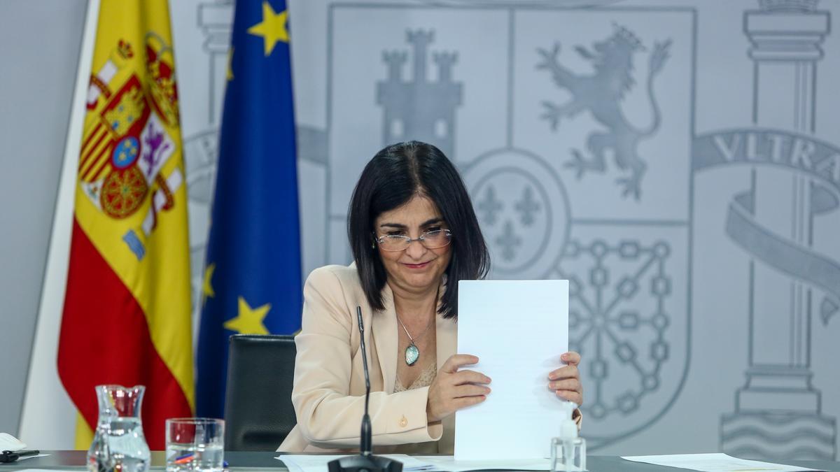 La ministra de Sanidad, Carolina Darias, durante la rueda de prensa.