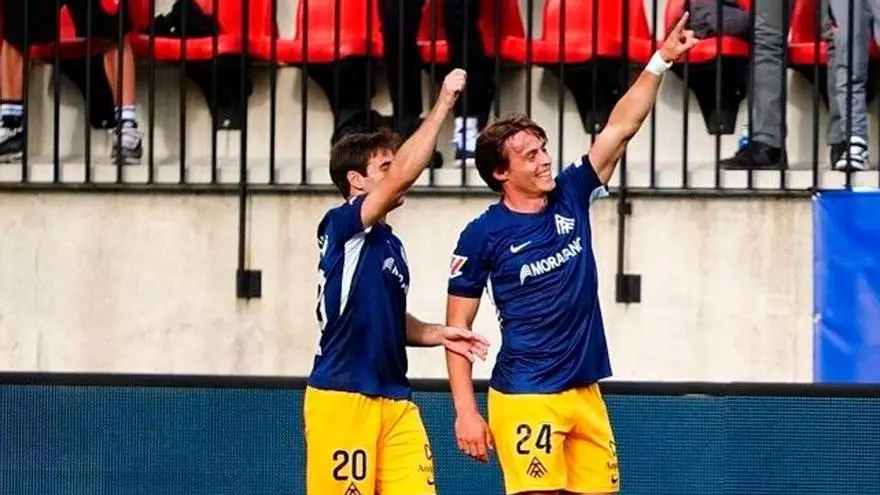 ¡El Andorra tumba al Racing Club con una apabullante remontada!