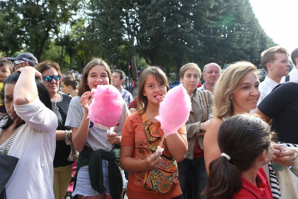 Desfile del Día de América en Asturias dentro de las fiestas de San Mateo de Oviedo