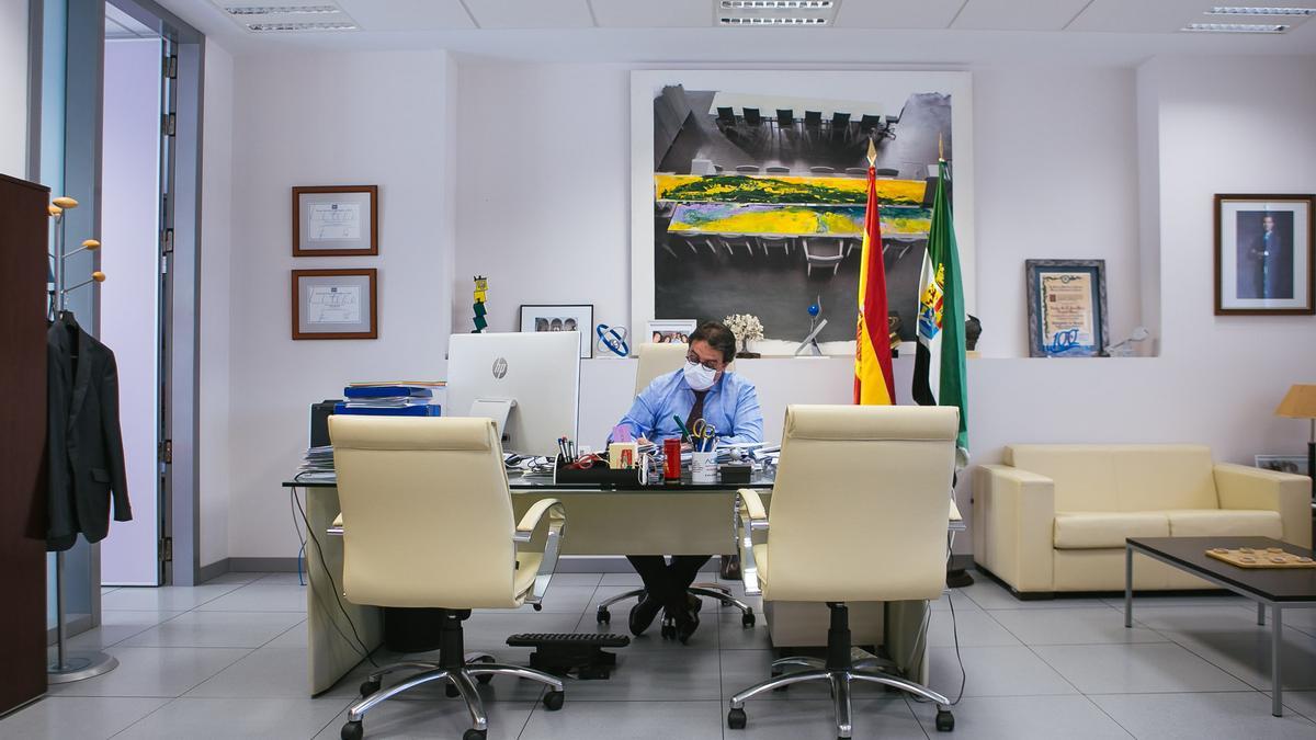 José María Vergeles, en su despacho.