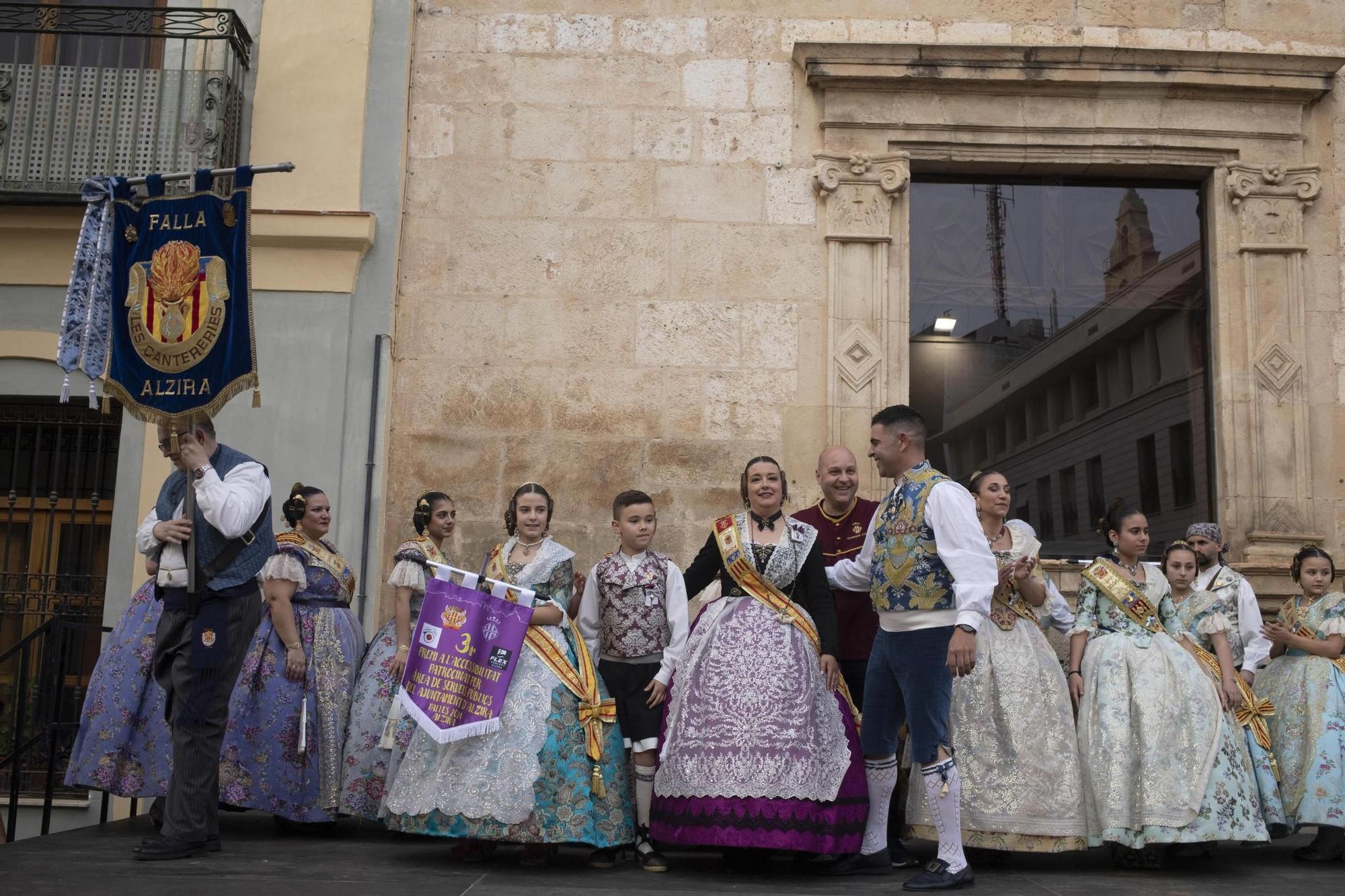 Las mejores imágenes de la entrega de premios de las fallas de Alzira