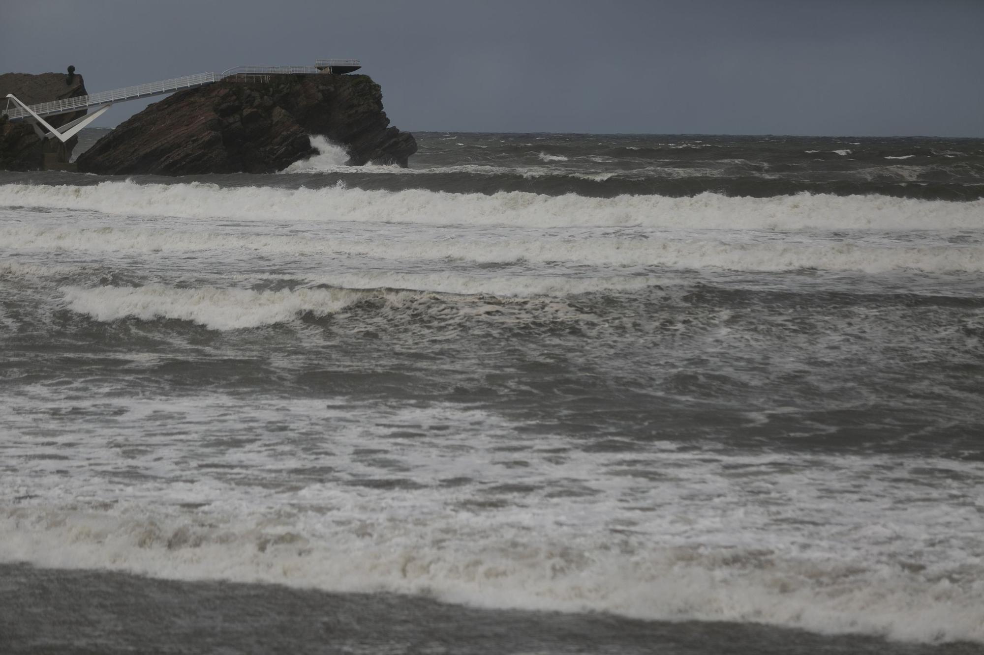 El temporal en la comarca de Avilés, así evoluciona