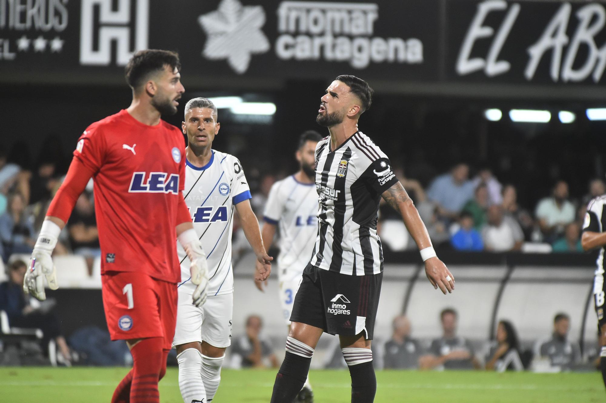 El FC Cartagena - Alavés, en imágenes