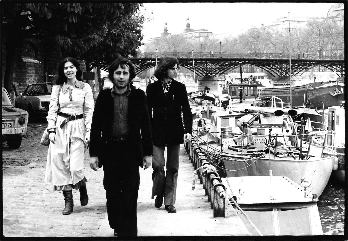 Maria del Mar Bonet, Ovidi Montllor y Toti Soler, en París para el concierto en el Olympia en 1975