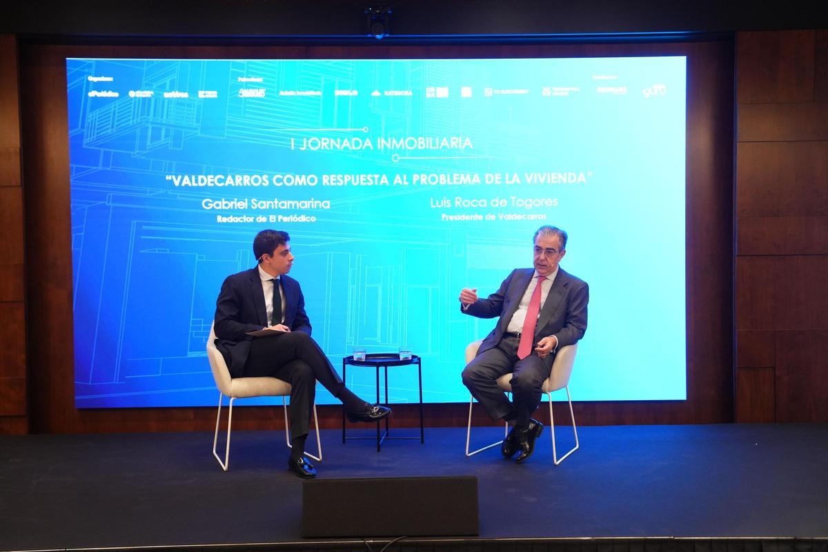 De izquierda a derecha: Gabriel Santamarina, periodista de Prensa Ibérica, y Luis Roca de Togores, presidente de Valdecarros