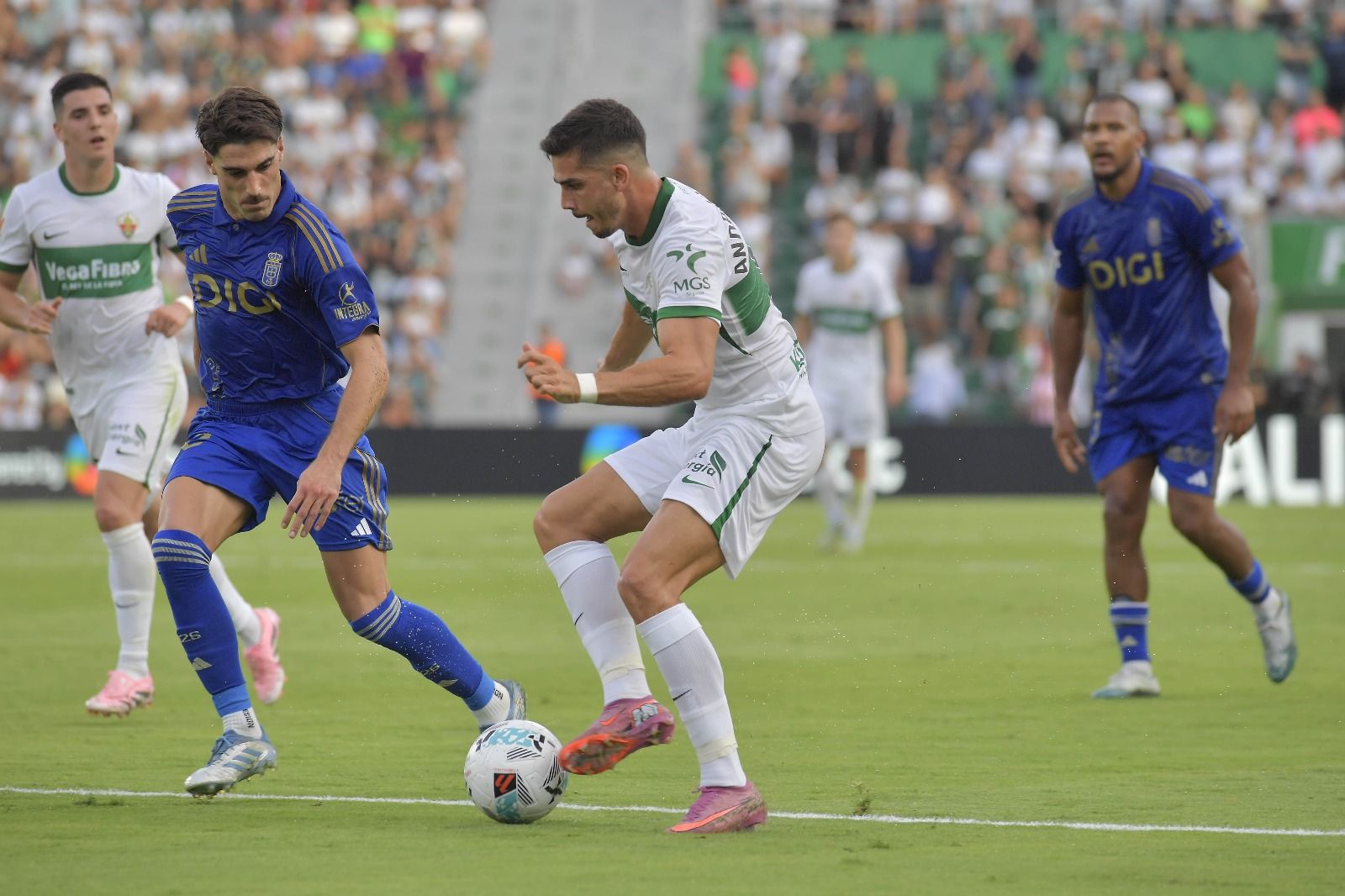 Elche CF - Real Oviedo, en imágenes
