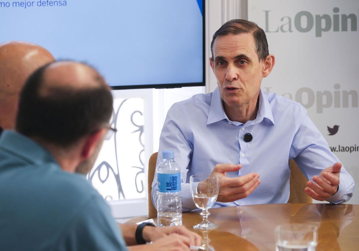 Expertos reunidos por La Opinión de Málaga y BBVA analizan las principales ciberamenazas para pymes y empresas y la concienciación de la sociedad para protegerse de estos ataques cada vez más numerosos