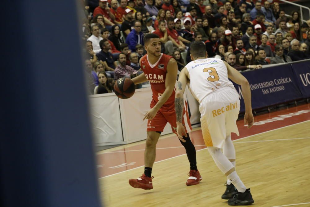 Encuentro entre el UCAM Murcia CB y el Baskonia