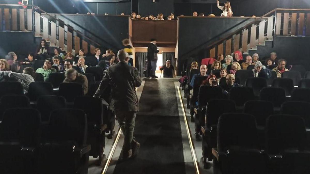 Una de las proyecciones realizadas por el Club de Cine en Navalmoral, en este año.
