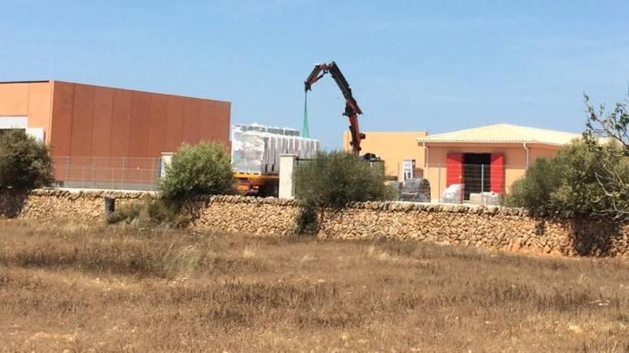 La nueva subestación se ubica en el Camí de s&#039;Àguila, cerca del restaurante Cas Busso y los &#039;talaiots&#039;.