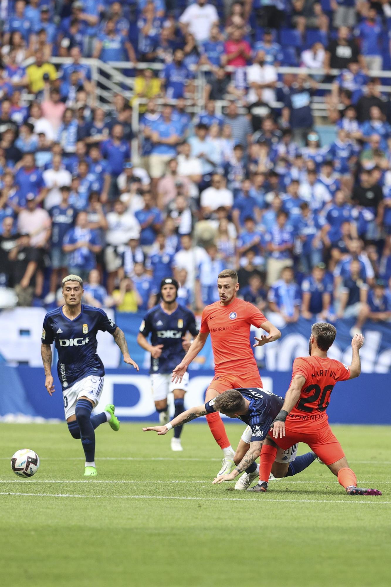 En imágenes: El Oviedo se estrena perdiendo por 0-1 contra el Andorra