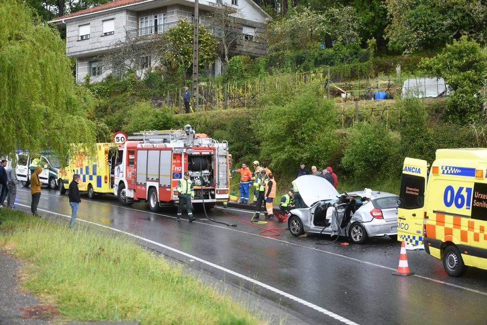 Un herido muy grave en un accidente en Vilaboa