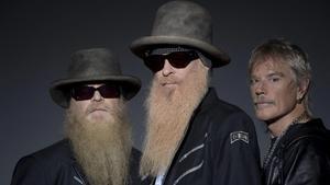 ZZ Top, en una imagen promocional, con Dusty Hill, Barry Gibbons y Frank Beard.