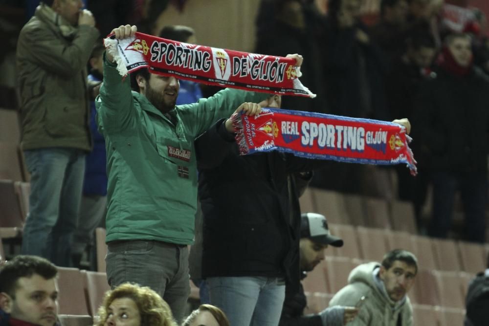 Imágenes del partido Granada-Sporting de Segunda División