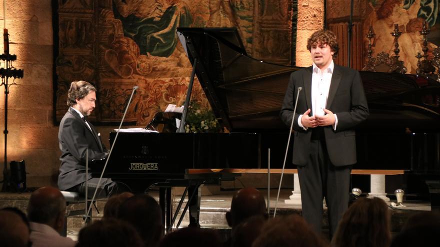 Serena Sáenz i Jonah Hoskins tanquen la 37a edició del Festival de Peralada acompanyats del pianista Maciej Pikulski