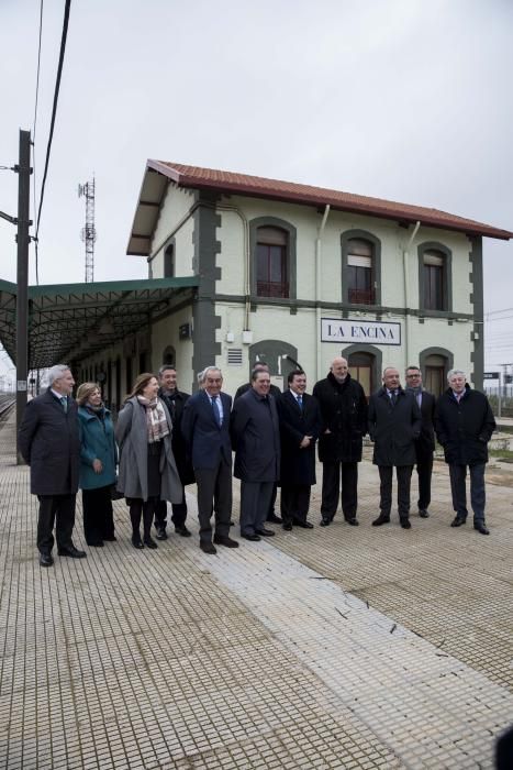 Reunión de AVE en Sax para reivindicar el corredor mediterráneo