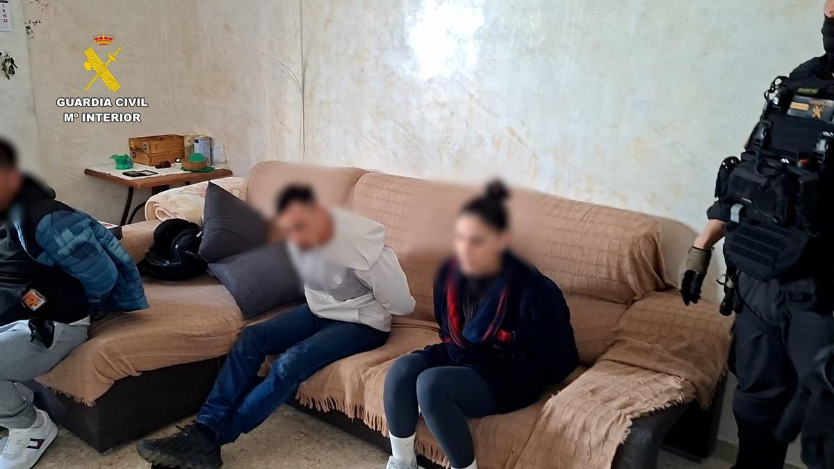 Dos de los detenidos en la operación contra el narcotráfico ejecutado en Barbate.