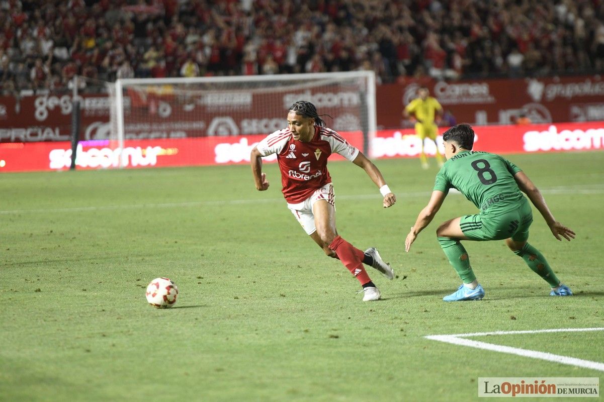 Así fue el encuentro del play off del Real Murcia y el Nástic en la lucha por el ascenso