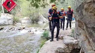 Bomberos de Benidorm rescatan a una mujer herida leve en las Fuentes del Algar