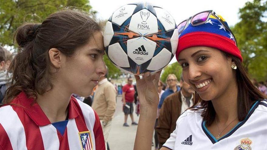 La fiesta del fútbol convierte Lisboa en la capital de España por unas horas