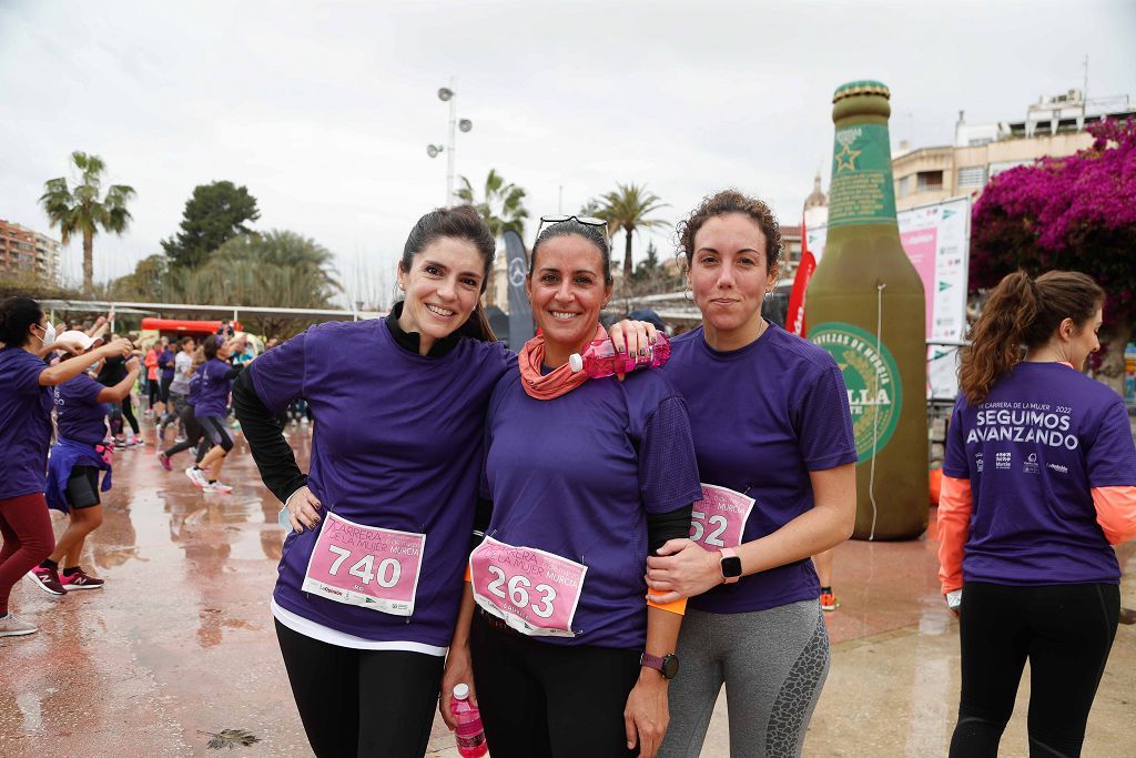 Carrera de la Mujer Murcia 2022: las participantes posan en el photocall