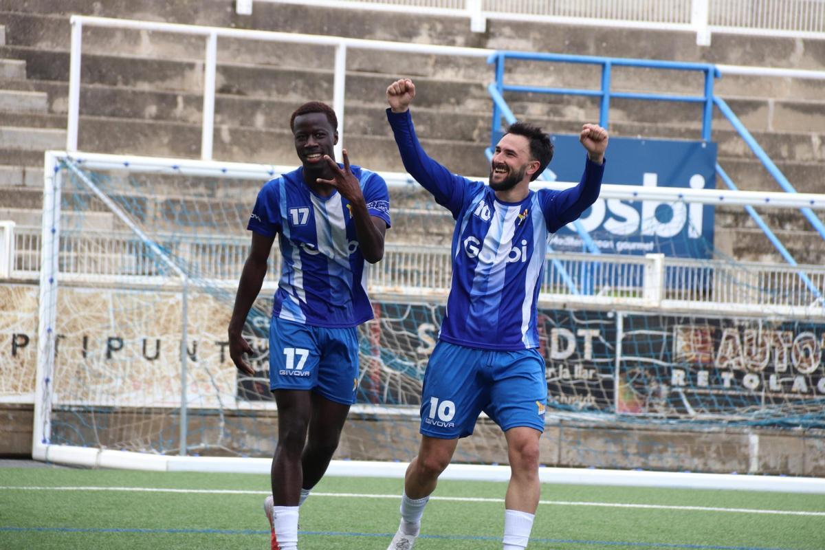 Sicka i Ferrón, autors dels gols de la Unió.