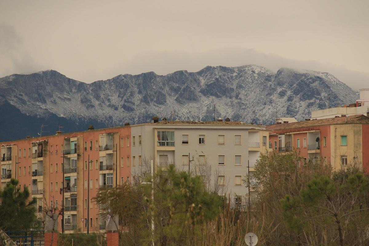 El Circ de la Safor nevado visto desde la calle La Safor de Gandia.