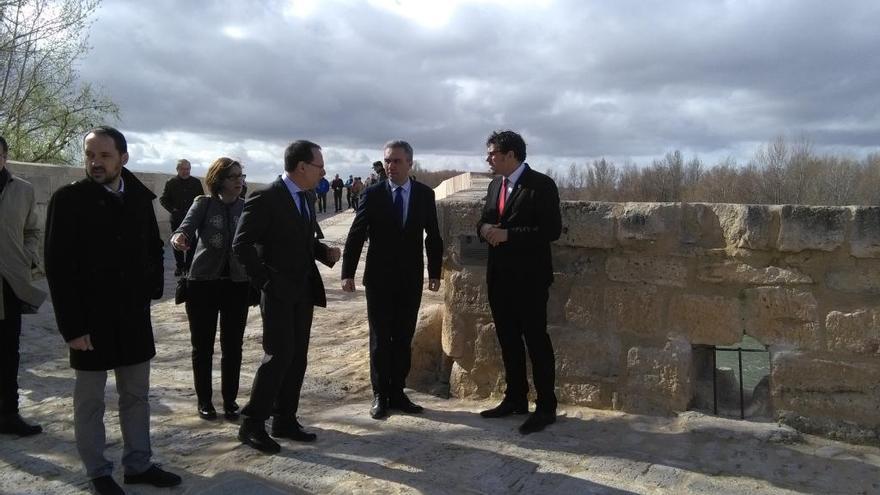 Las obras de restauración ejecutadas en el puente de piedra de Toro garantizan su conservación