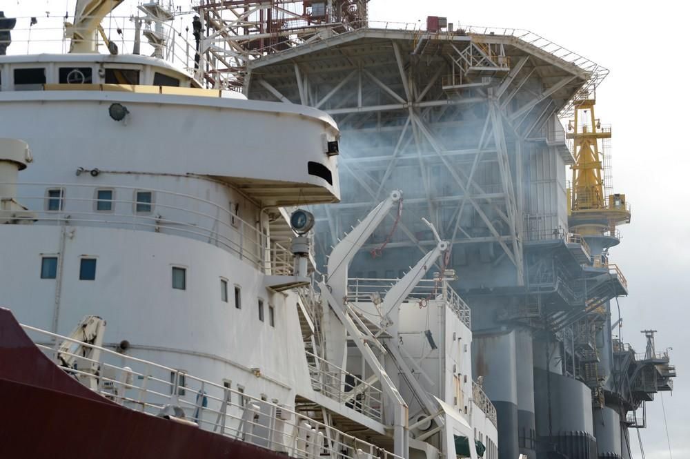 Simulacro de incendio en un buque en el Puerto de La Luz