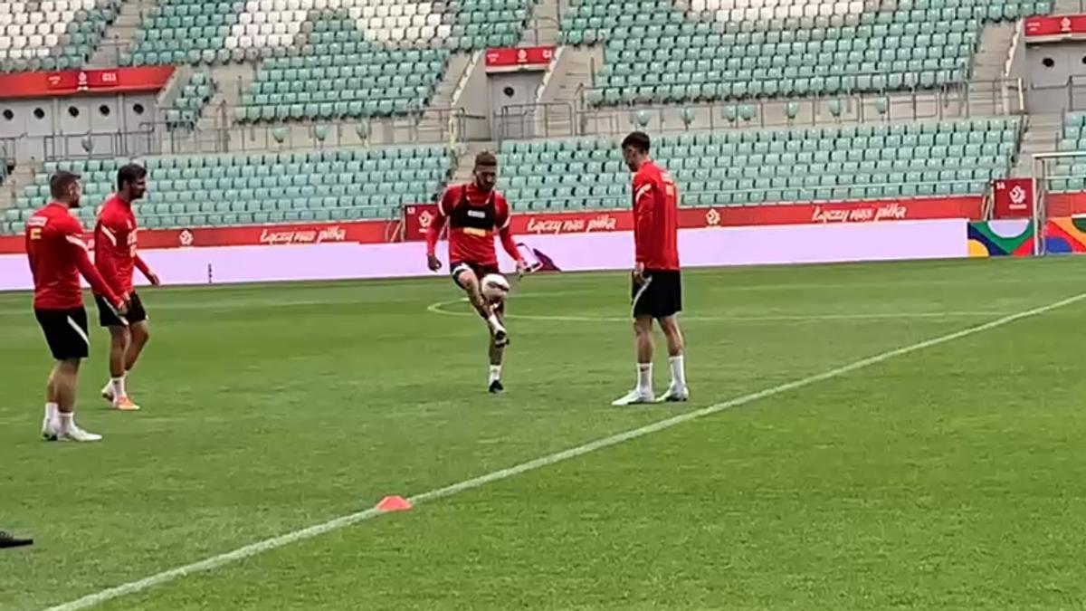 Hipnotizante: La calidad de Lewandowski durante un entrenamiento de Polonia