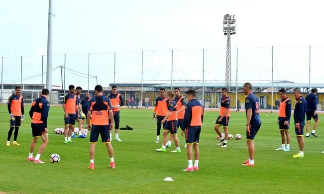 CAMPO EL HORNILLO PRIMER ENTRENAMIENTO UD LAS ...