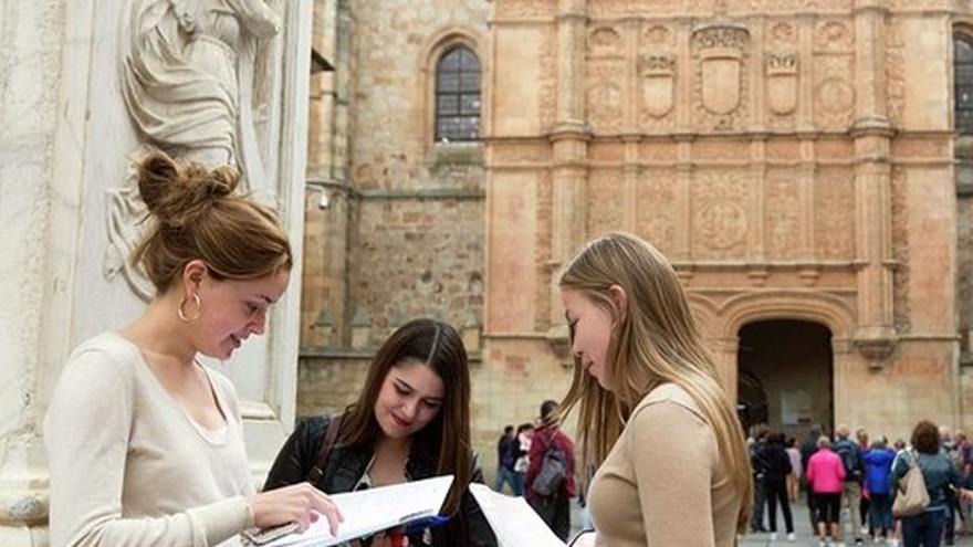 Estudiantes de la USAL.