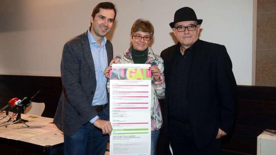 Jacobo Sutil, Beatriz Legerén e Miguel Anxo Fernández, na presentación de Augal 2015-2016. // R. V.