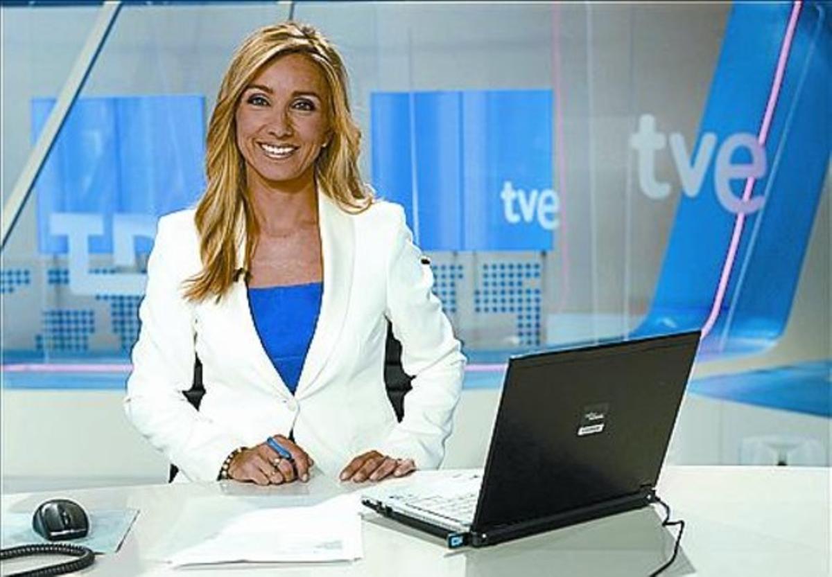 D’esquerra a dreta i de dalt a baix: María Casado, que es farà càrrec de ’Los desayunos de TVE’; Ana Blanco, del ’Telediario 1’; Marta Jaumandreu, del ’Telediario 2’, i Pilar García Muñiz, d’’El debate de la 1’.