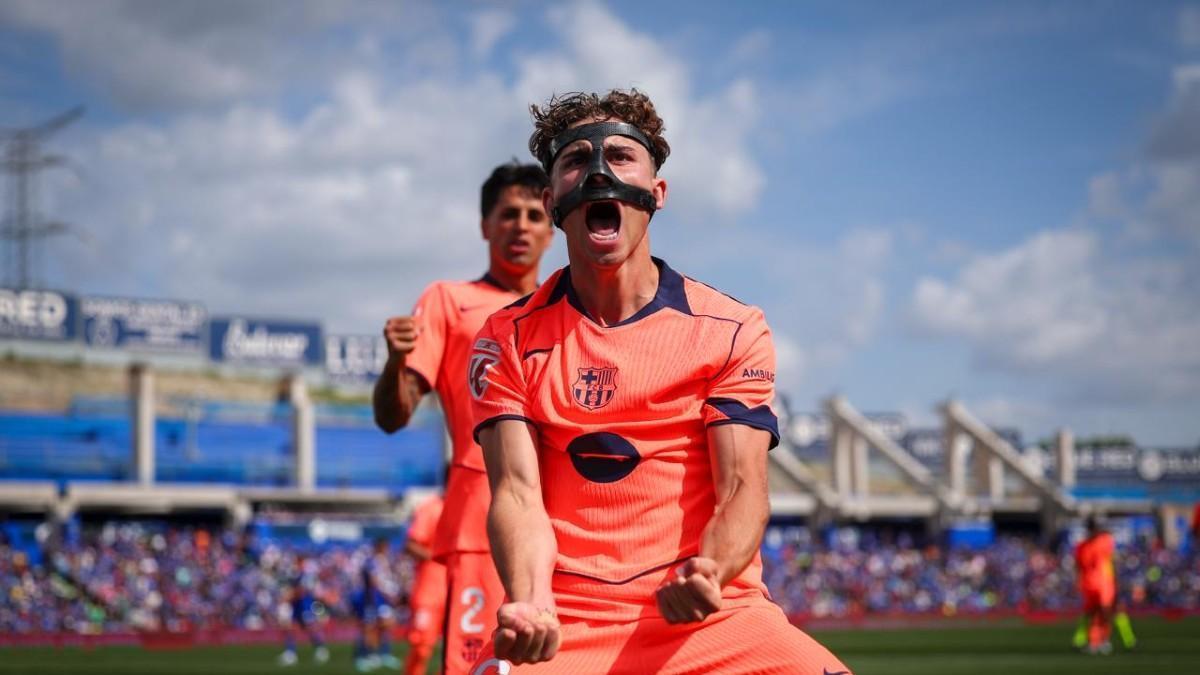 Fermín López celebra un gol con el FC Barcelona