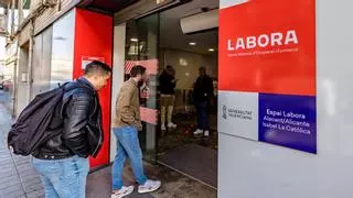 La reforma laboral reduce a la mitad los alicantinos que encadenan más de diez contratos al año