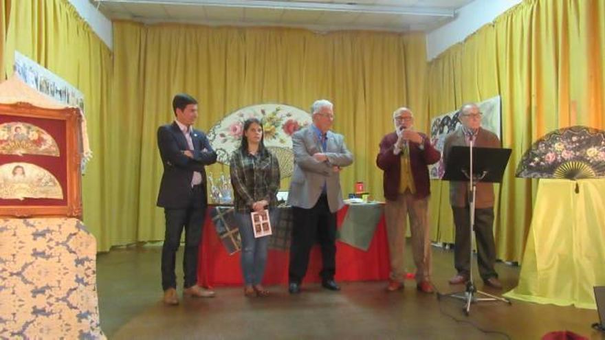 Exposición de abanicos en homenaje a F. Zamorano