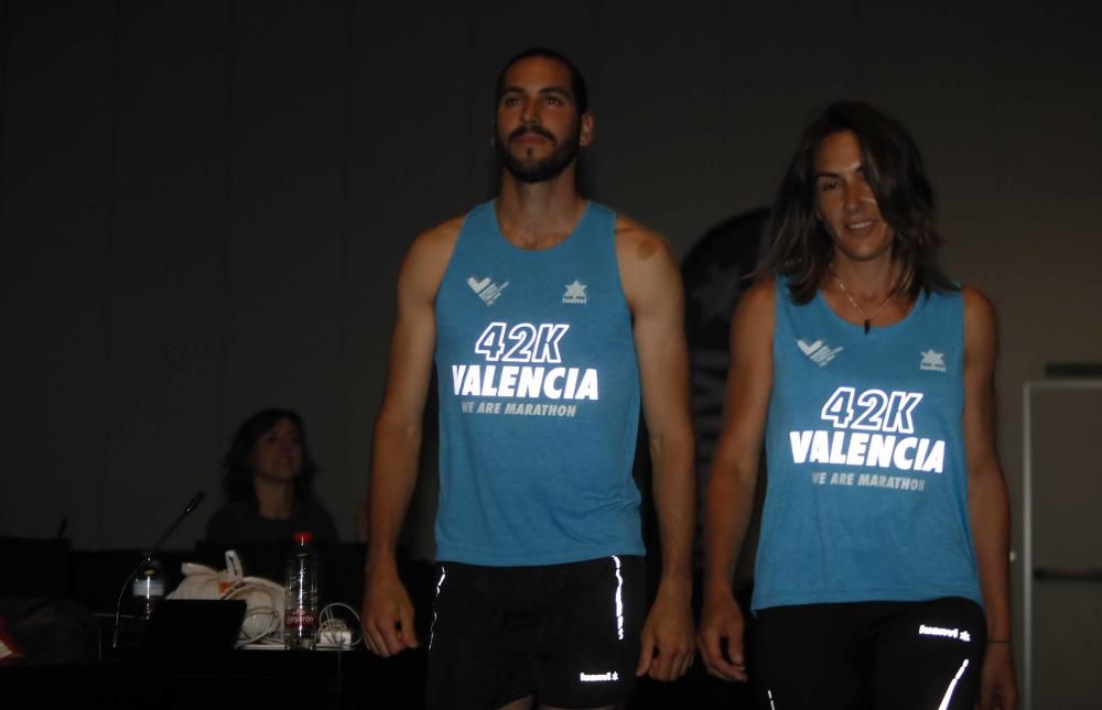 Presentación camisetas Maratón Valencia Trinidad A